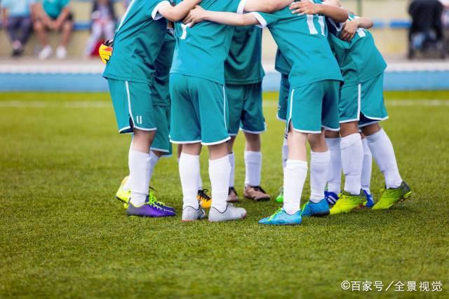 官宣：湖人双向合同签7尺中锋 新秀年场均3+3